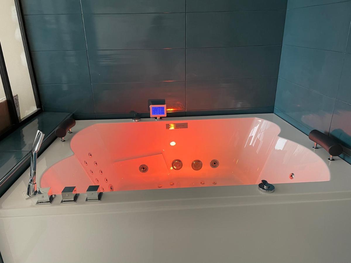 Appartement Luxe Balneotherapie Au Village Naturiste Du Cap D'Agde Exterior foto
